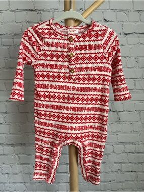 ⭐️⭐️PICK 5 / $20 Cat & Jack Red and White 'Merry' Knit Holiday Footie